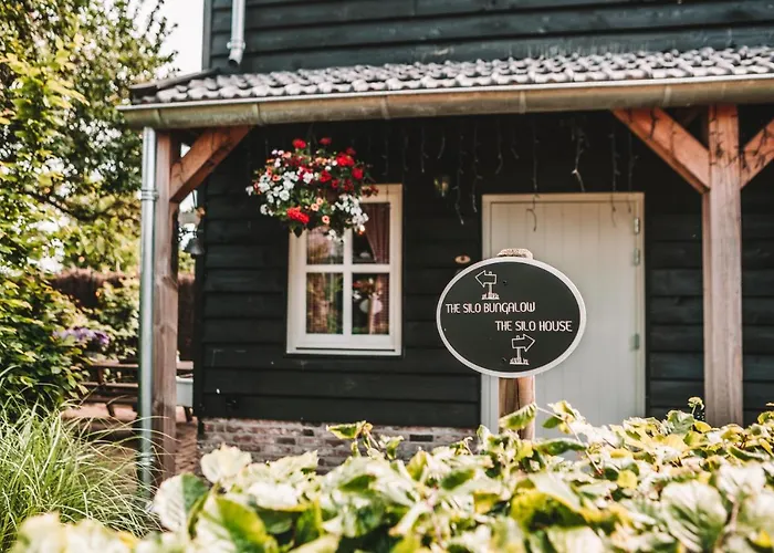 Crash'nstay - The Silo