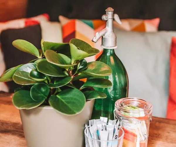 Crash'nstay - The Silo * Sprang